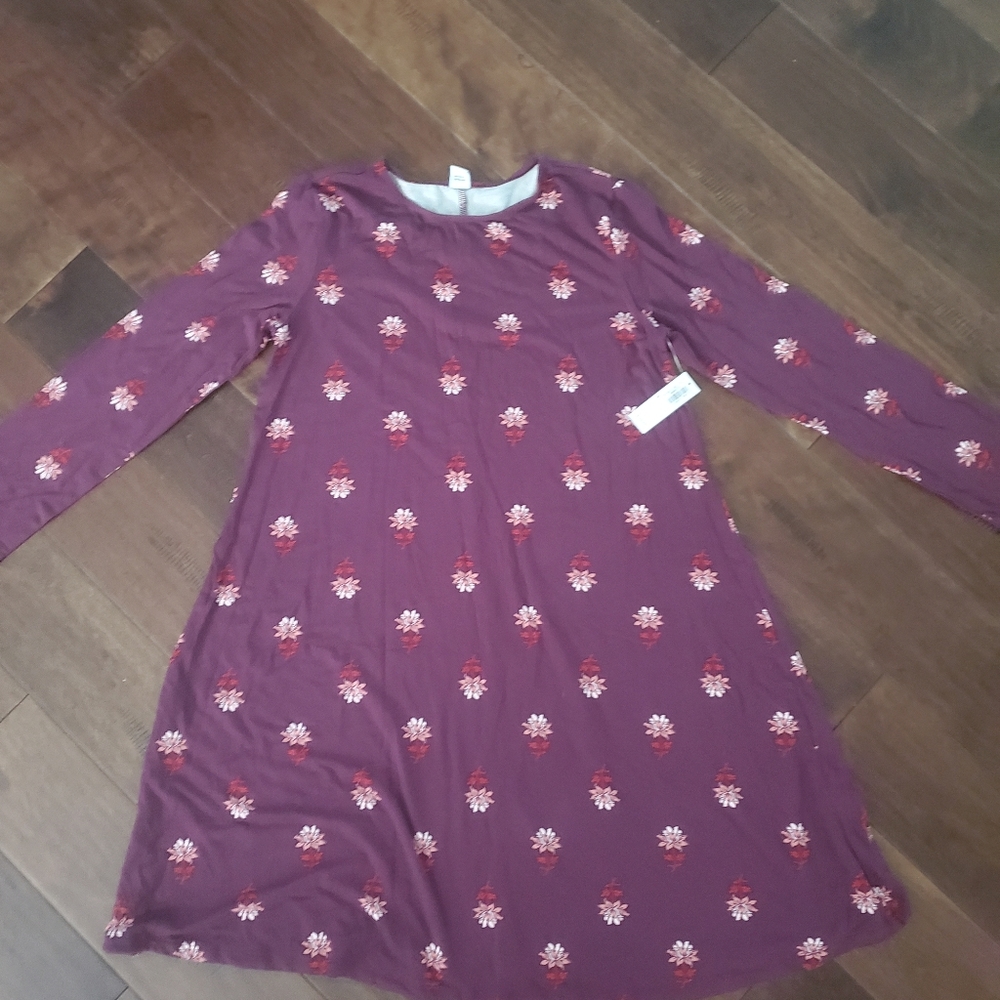Old navy long sleeve cotton dress in burgundy with small flowers size sm…